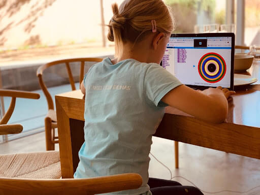 Online Minecraft Coding Classes for Kids: Virtual Courses & Tutors